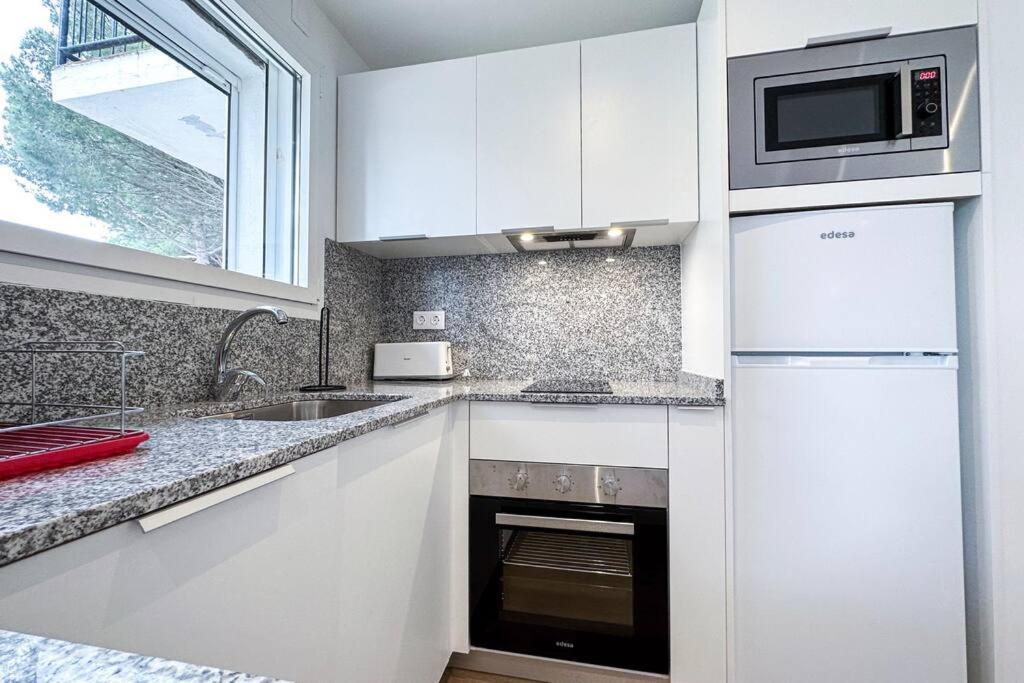 Can Romy Appartement T3 B - A 20M De La Plage De Cala Montgo Л'Аскала Екстер'єр фото